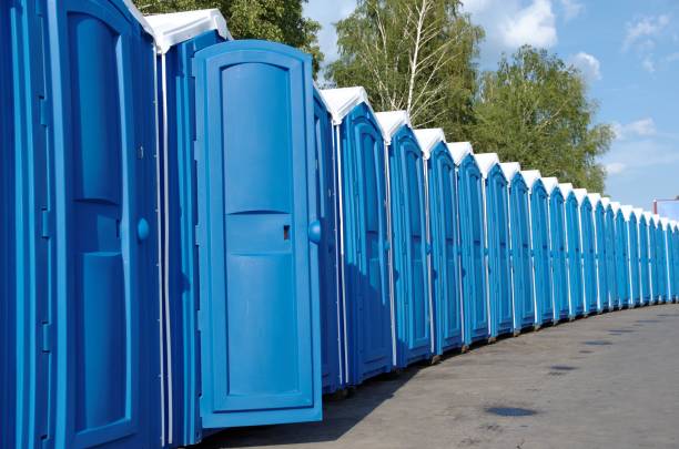 Portable Toilet Options We Offer in Saddle River, NJ